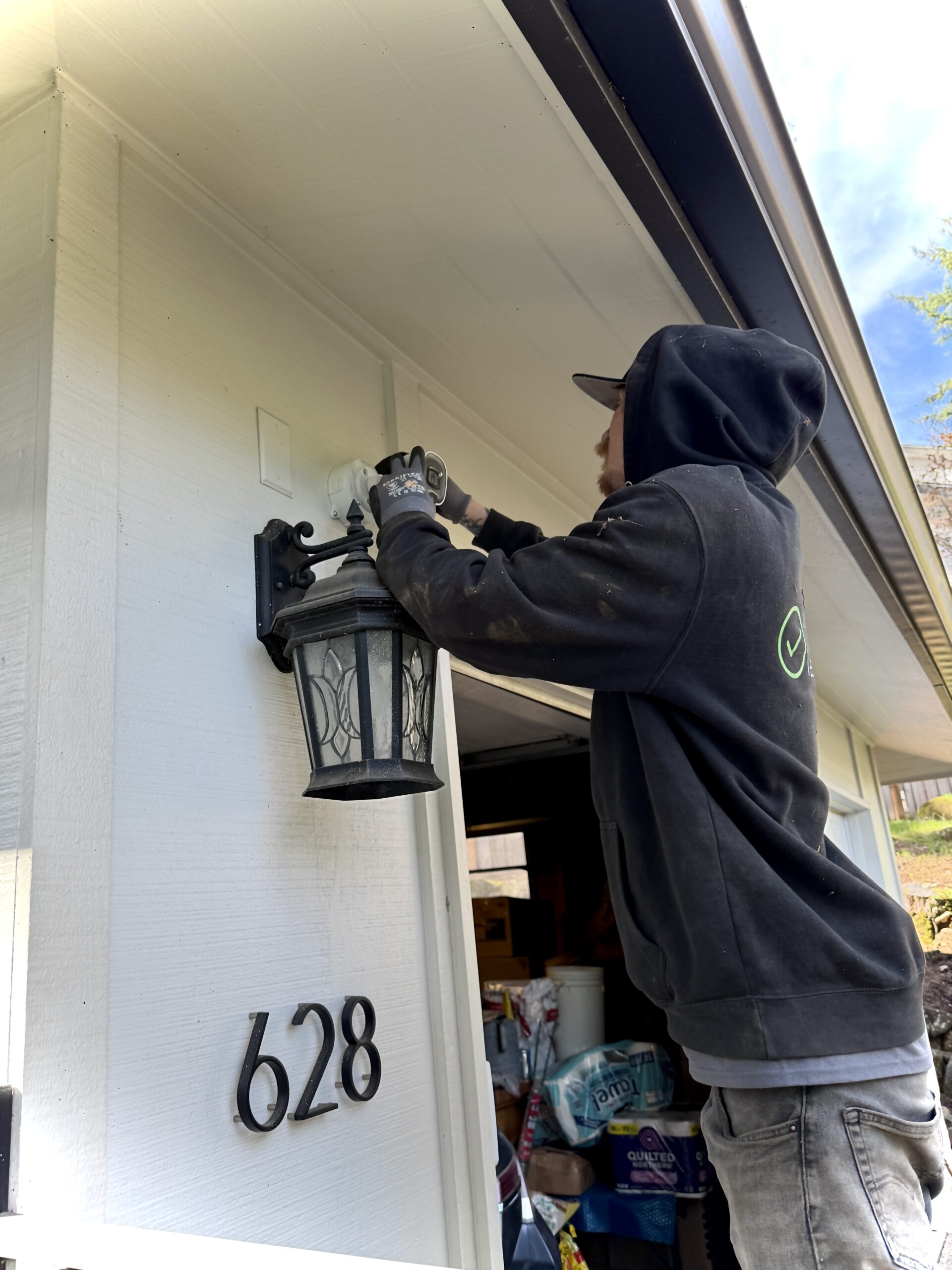 Minted Secure technician installing residential security system