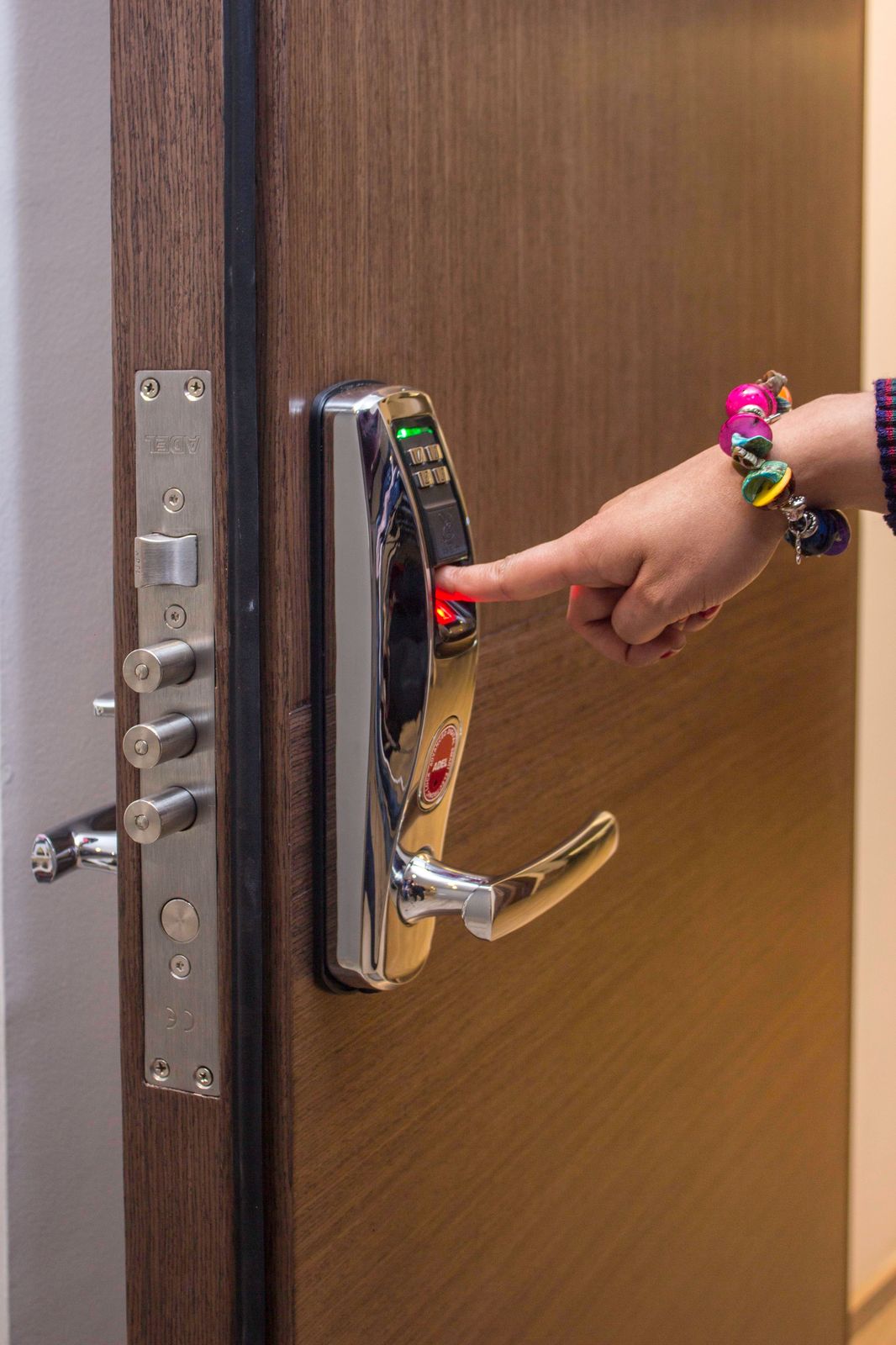 Credentialed access control on secure door